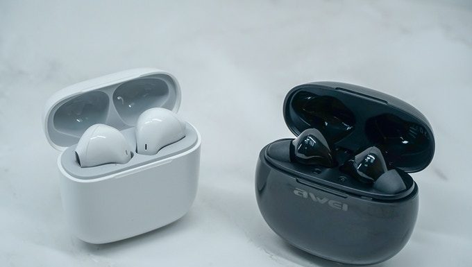 Another Wireless Earbud Launches on Kickstarter